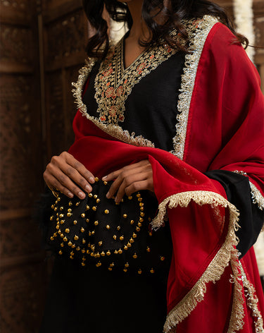 Hoorain